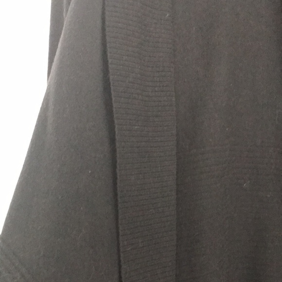 Isaac Mizrahi Live black shawl style sweater - Picture 4 of 7